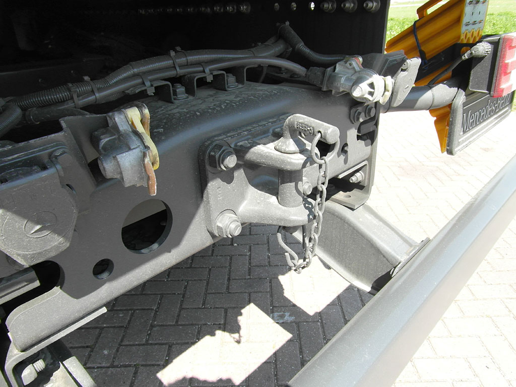 Спецавтолэнд - Кран-манипулятор – Mercedes ACTROS 4150-AK 8x8 бортовая платформа с КМУ PM, НОВЫЙ